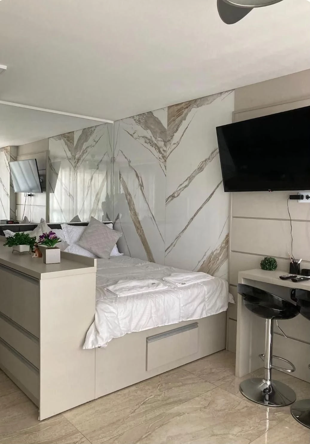 Furnished 29 m² studio in Curitiba — photo 3