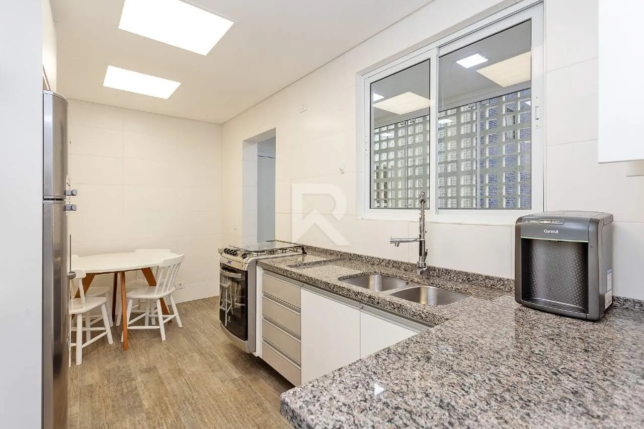 3-bedroom apartment with 140 m² and 1 parking spot — photo 34