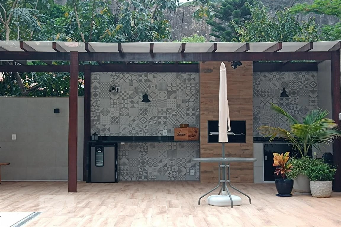 Apartamento de 4 quartos com janelas do piso ao teto — photo 35