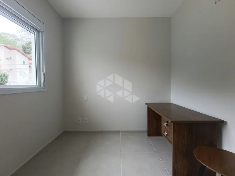 2-bedroom apartment with a home office — photo 4