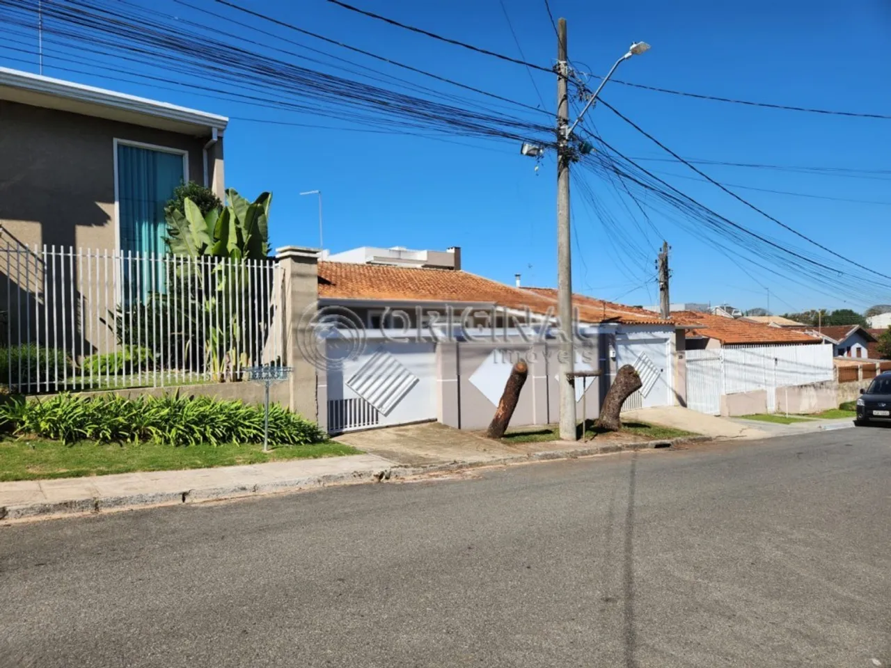 House with 3 bedrooms, 2 suites and private BBQ — photo 3