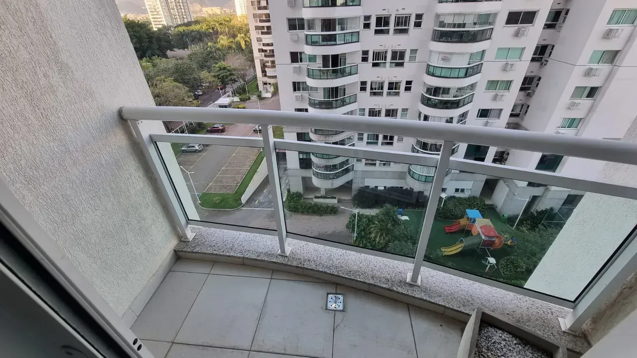 Apartamento com 3 quartos e 2 banheiros com varanda — photo 4