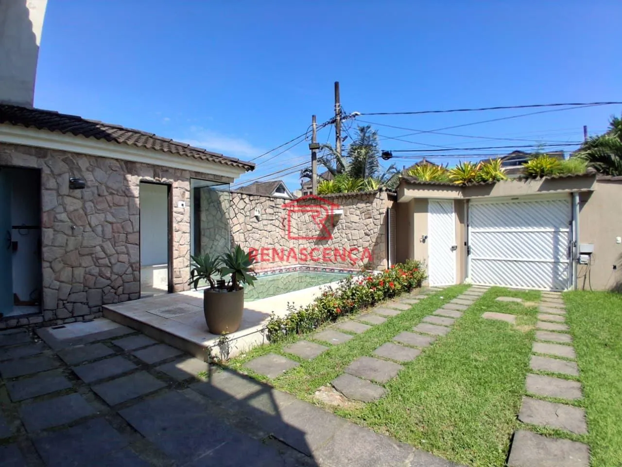 Гардеробная и 4 спальни: дом 323 м² — photo 10