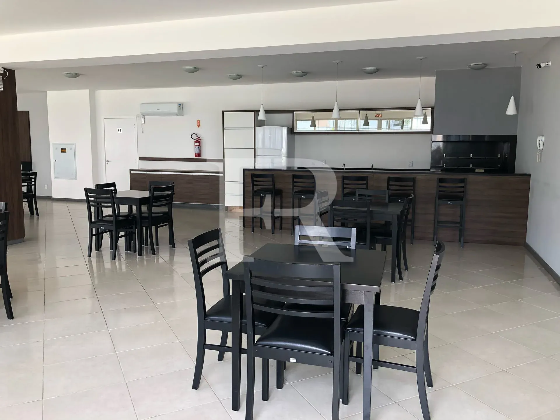 2-bedroom apartment with balcony and charcoal grill — photo 135