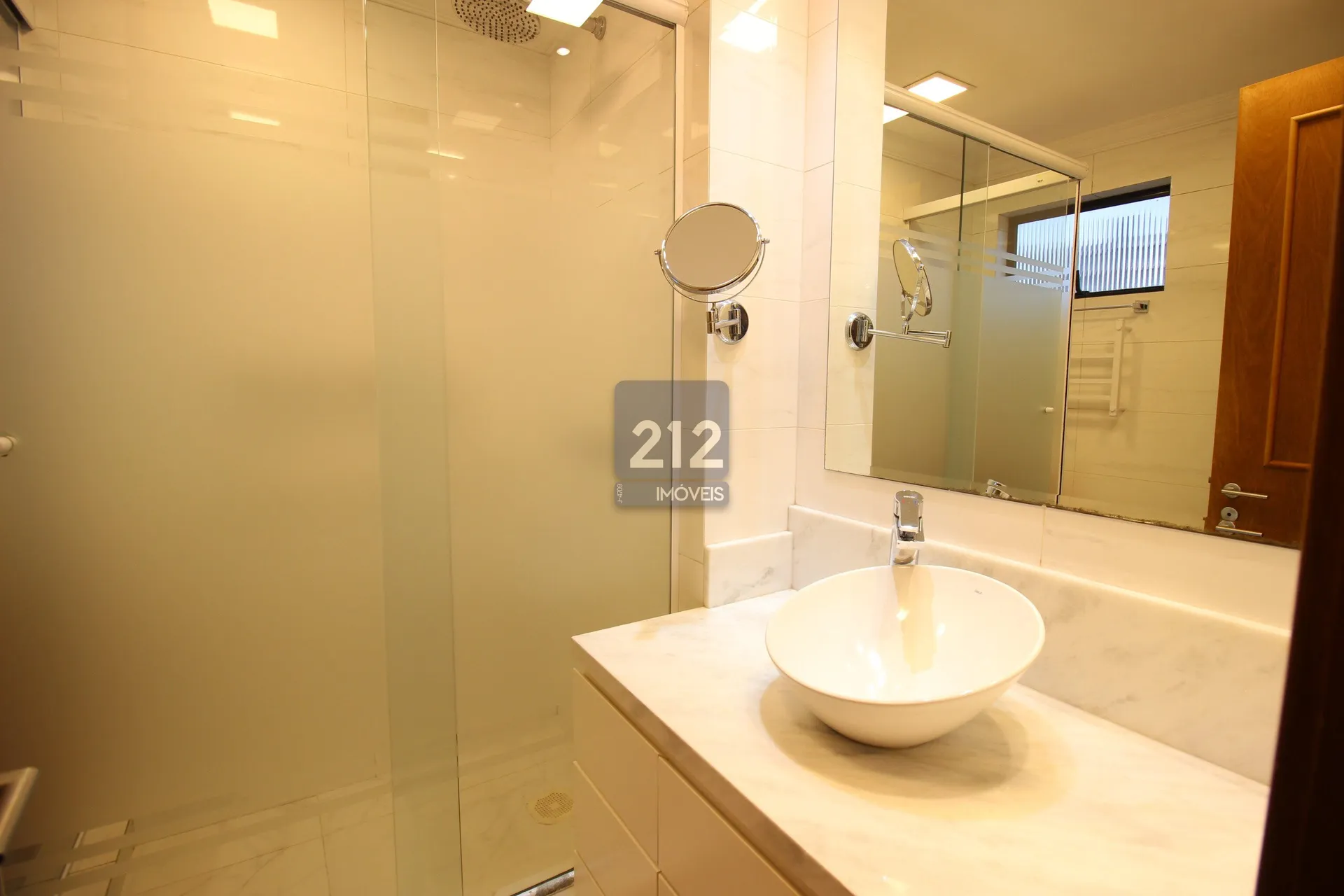 Apartamento mobiliado com 3 quartos e 2 banheiros — photo 25