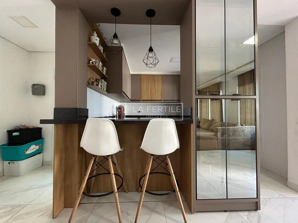 Casa de 3 dormitorios con balcón gourmet en Curitiba — photo 18