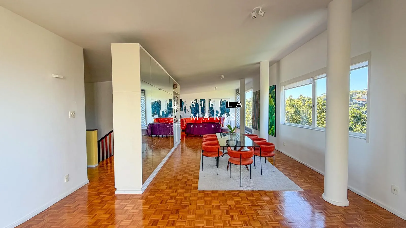 Furnished apartment, 398 m², with floor-to-ceiling windows — photo 18