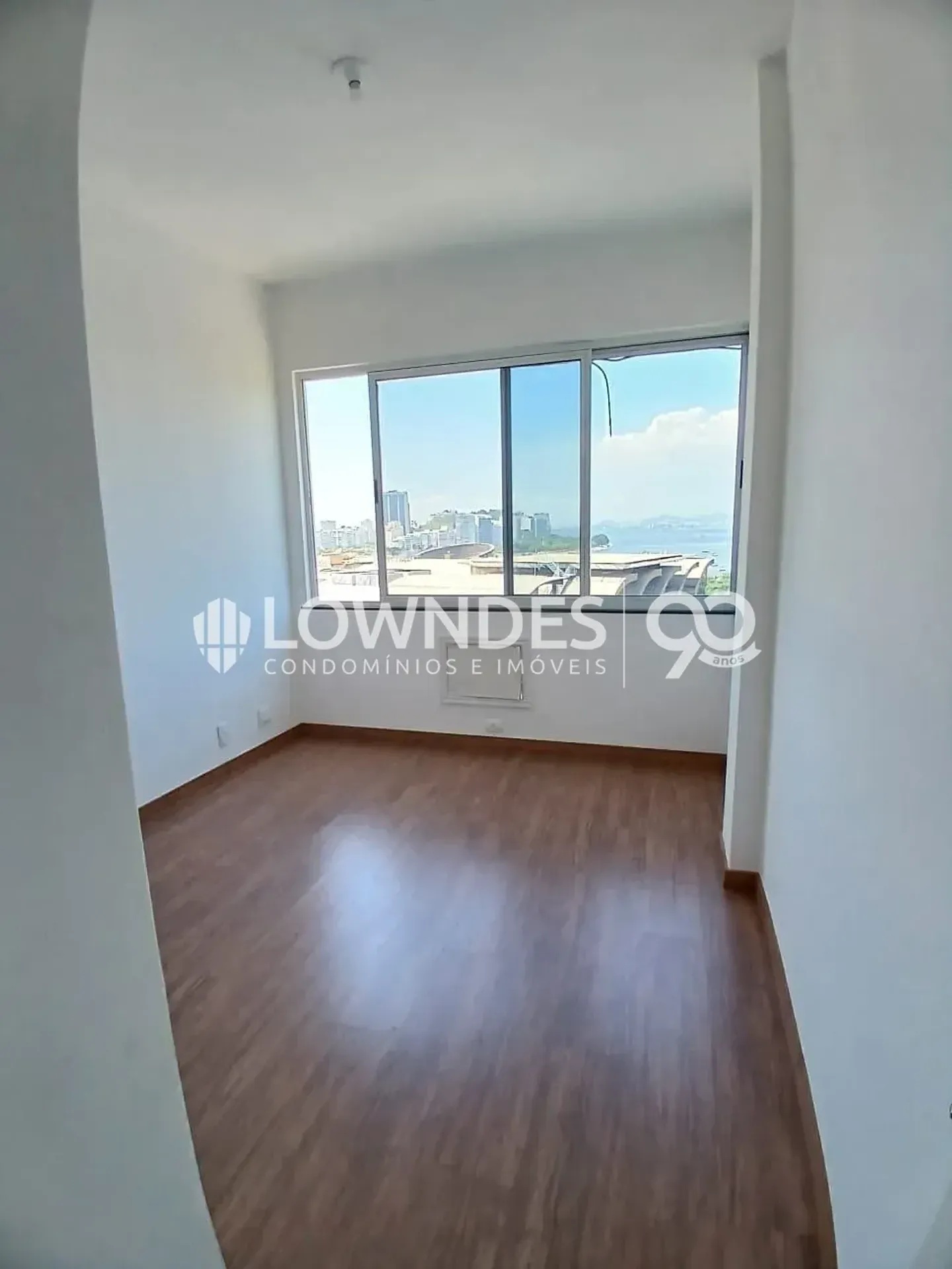 3-bedroom apartment with 1 bathroom and parking space — photo 16