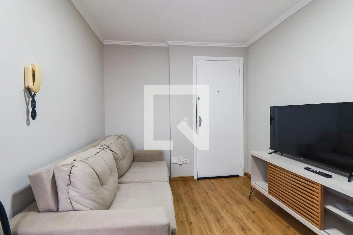 Washing machine in a one-bedroom apartment, 25 m²