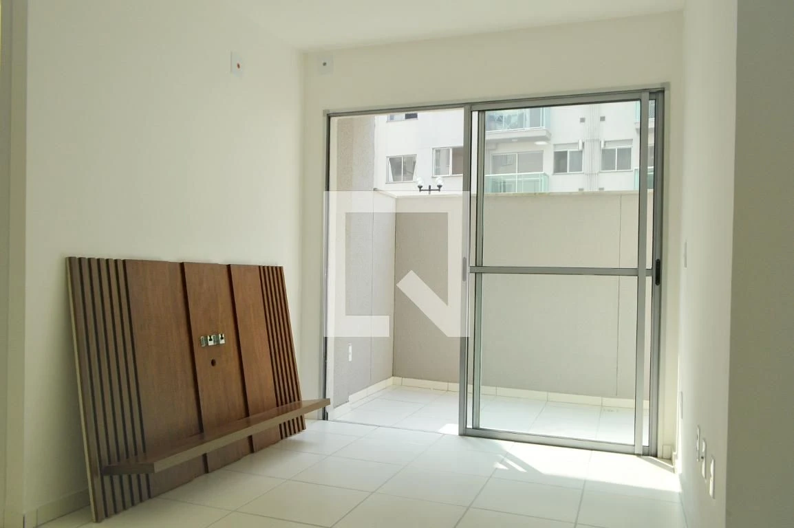 Apartamento en alquiler con 1 dormitorio y jardín privado — photo 8