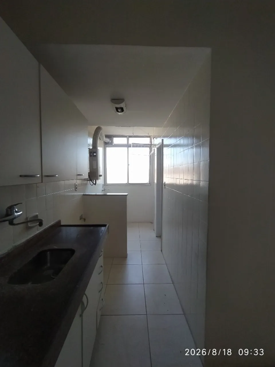 2-bedroom apartment with 2 bathrooms and a balcony — photo 11