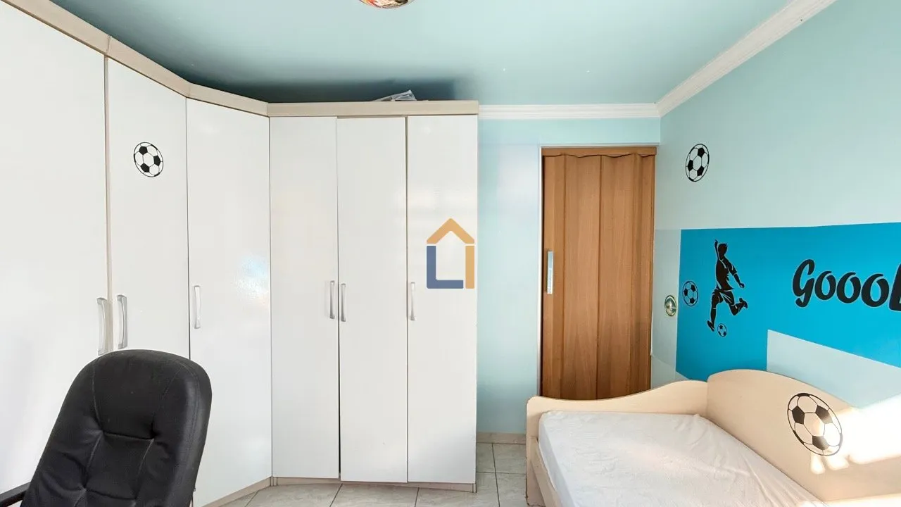 3-bedroom apartment with a washing machine in Curitiba — photo 17