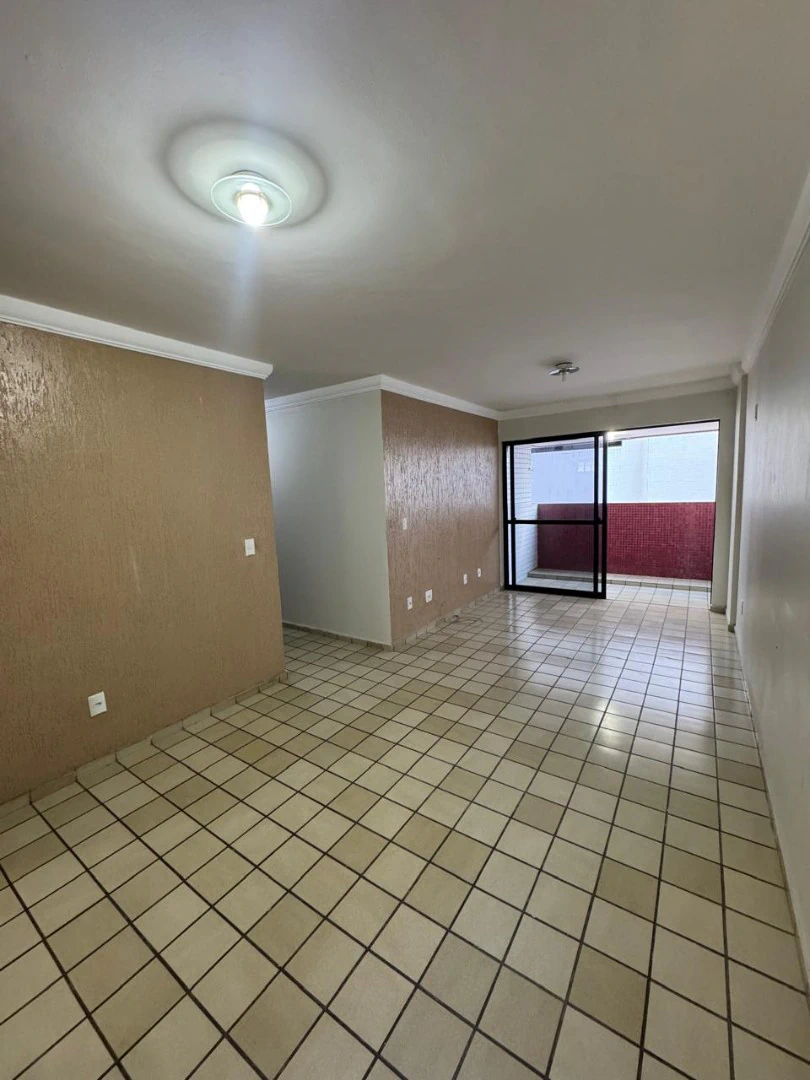 3-bedroom apartment, 1 with its own bathroom, 100 m²