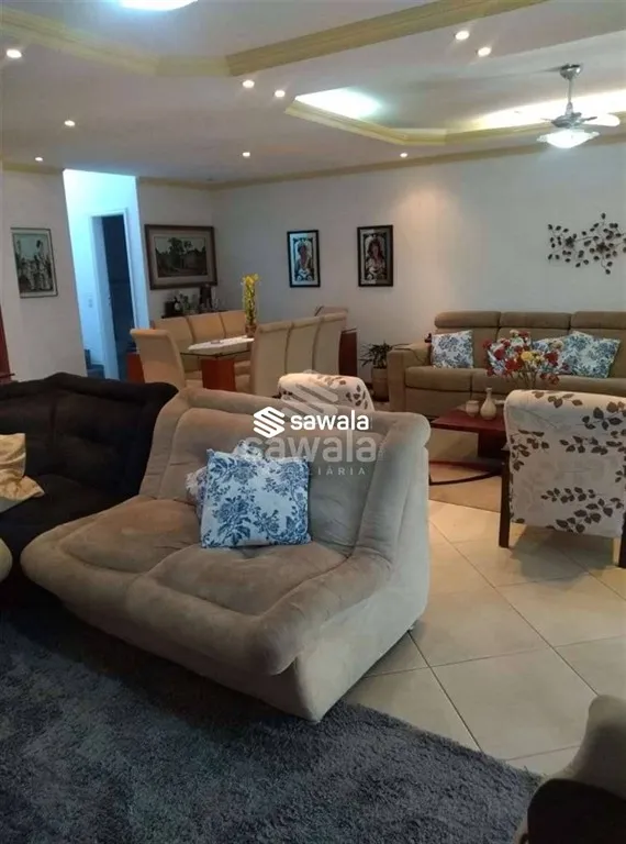 Casa mobiliada com 3 quartos e 4 banheiros, 250 m² — photo 22