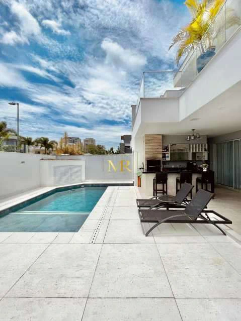 Condominium house with 4 en-suite bedrooms, 340 m² — photo 21