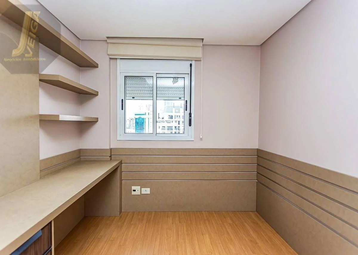 Furnished apartment on the 10th floor with open kitchen — photo 34