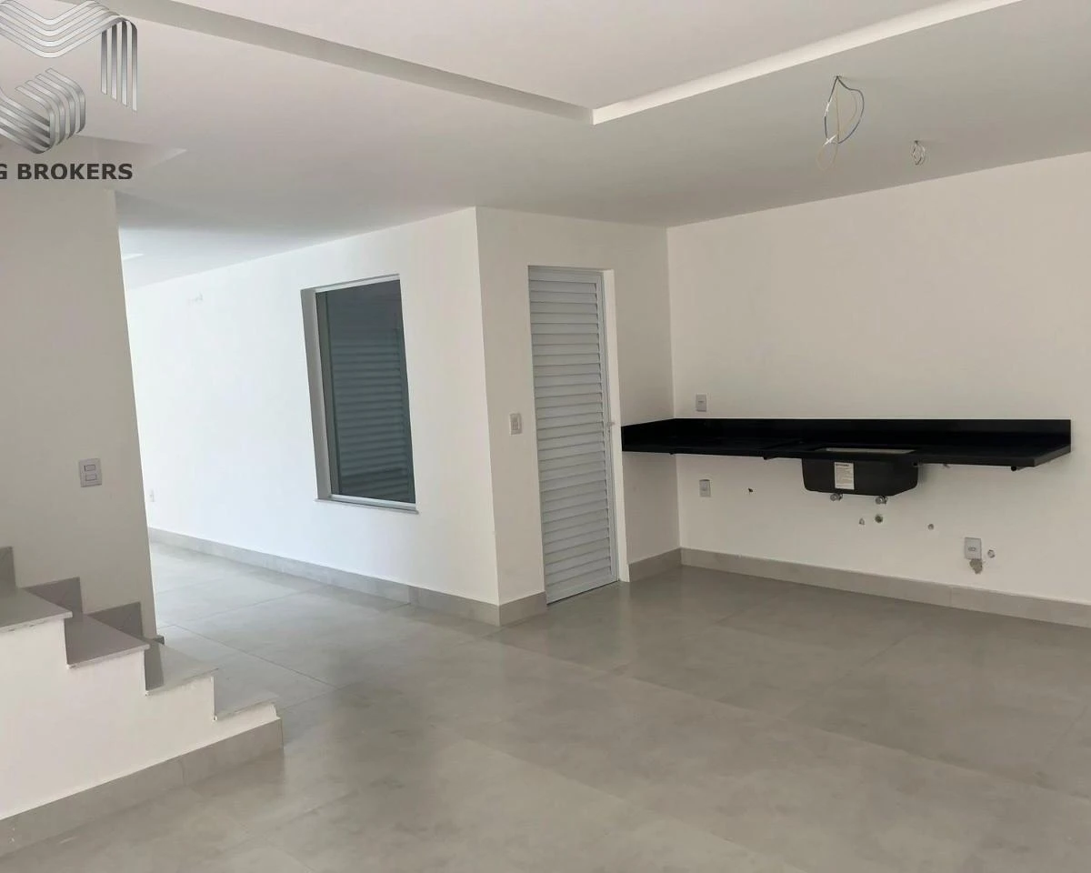 Casa com 220 m² e 4 suítes, 2 vagas de garagem — photo 3