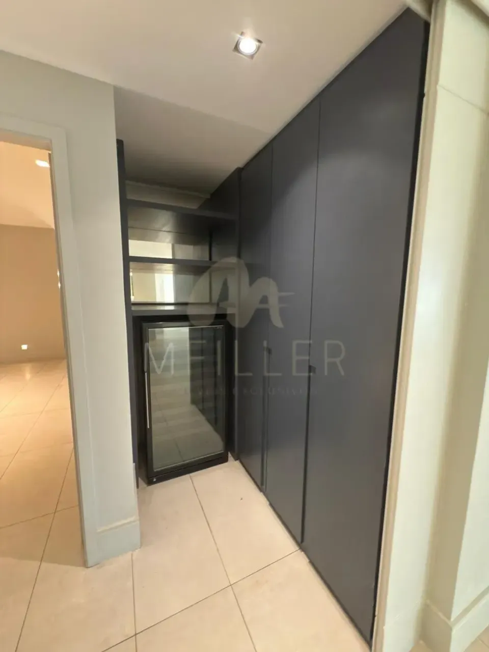 Apartment with 4 bedrooms and 5 bathrooms, 380 m² — photo 13