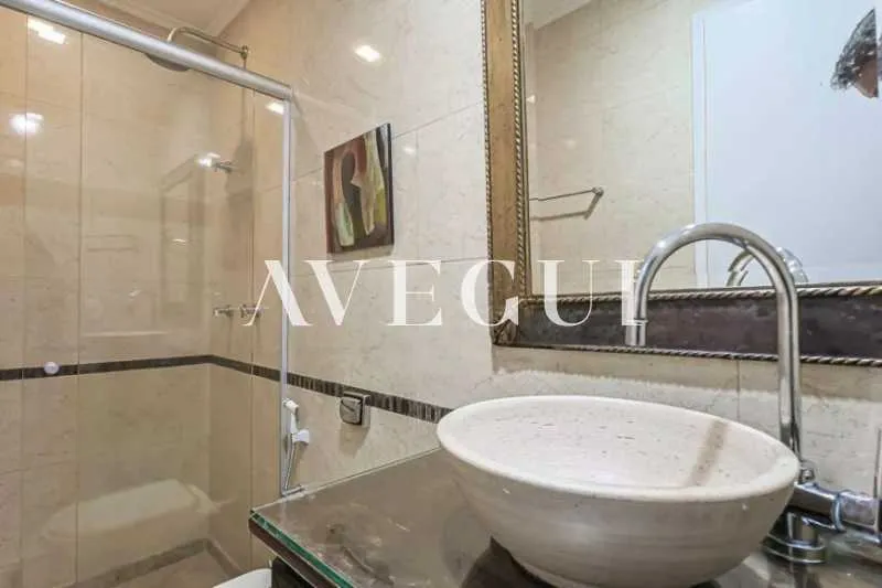 Renovated apartment with balcony, 120 m² and 2 bedrooms — photo 14