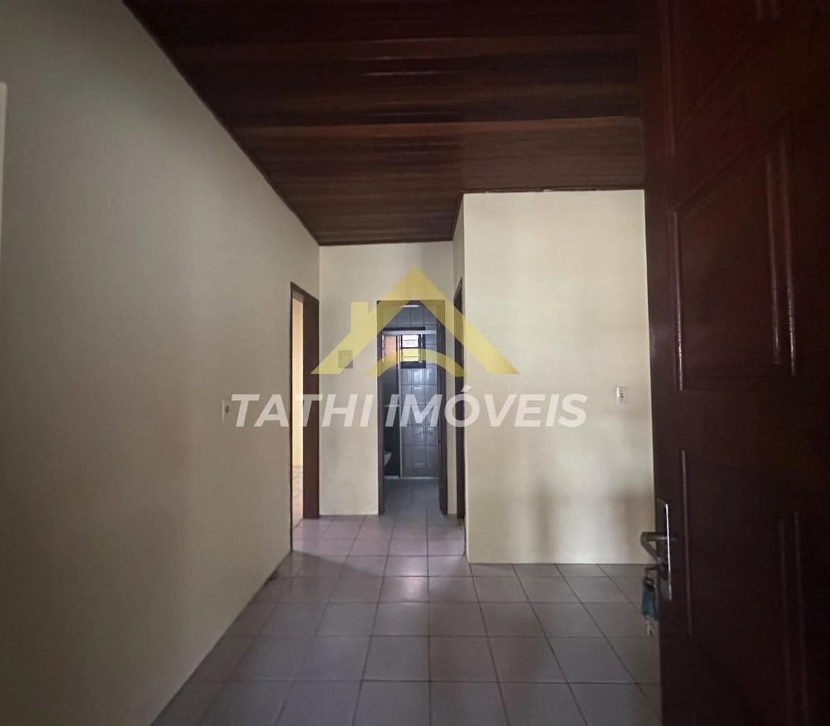 3-bedroom house, 300 m² — photo 2