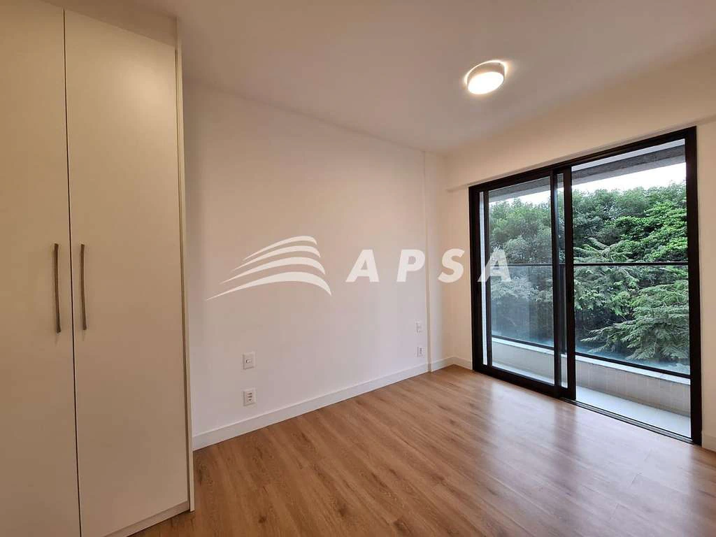 Unfurnished apartment with 2 en-suite bedrooms and 74 m² — photo 18