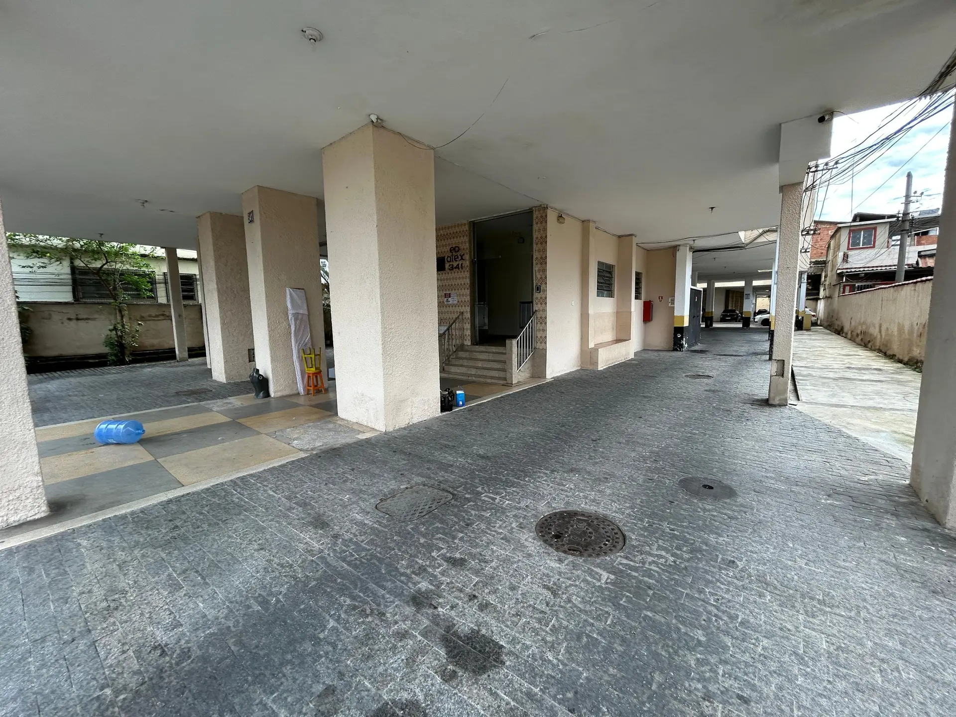Unfurnished 1-bedroom apartment with 1 parking space — photo 4