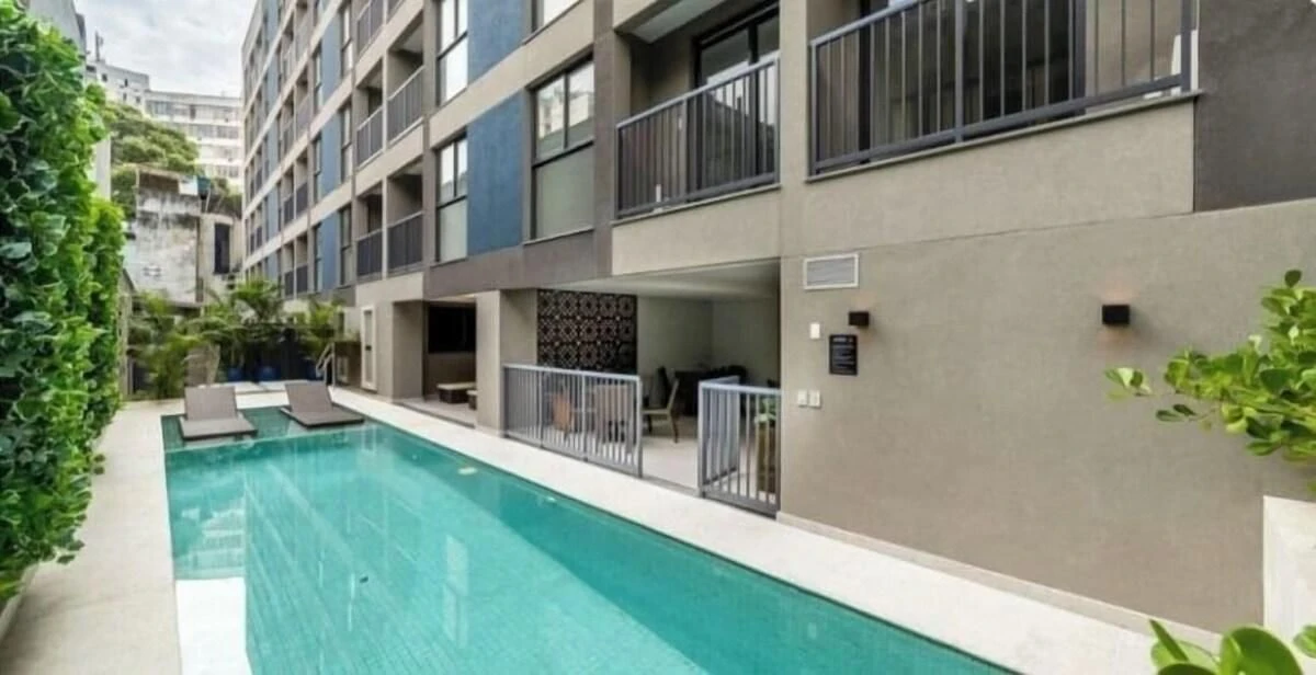 Furnished apartment, 42 m², with a glass-enclosed balcony — photo 14