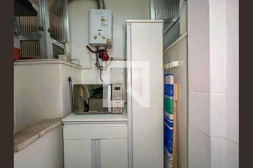 Робоче місце та 1 спальня: квартира 37 м² — photo 24