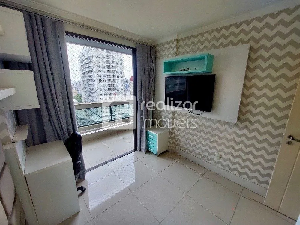 Furnished apartment, 146 m², with a washing machine — photo 12