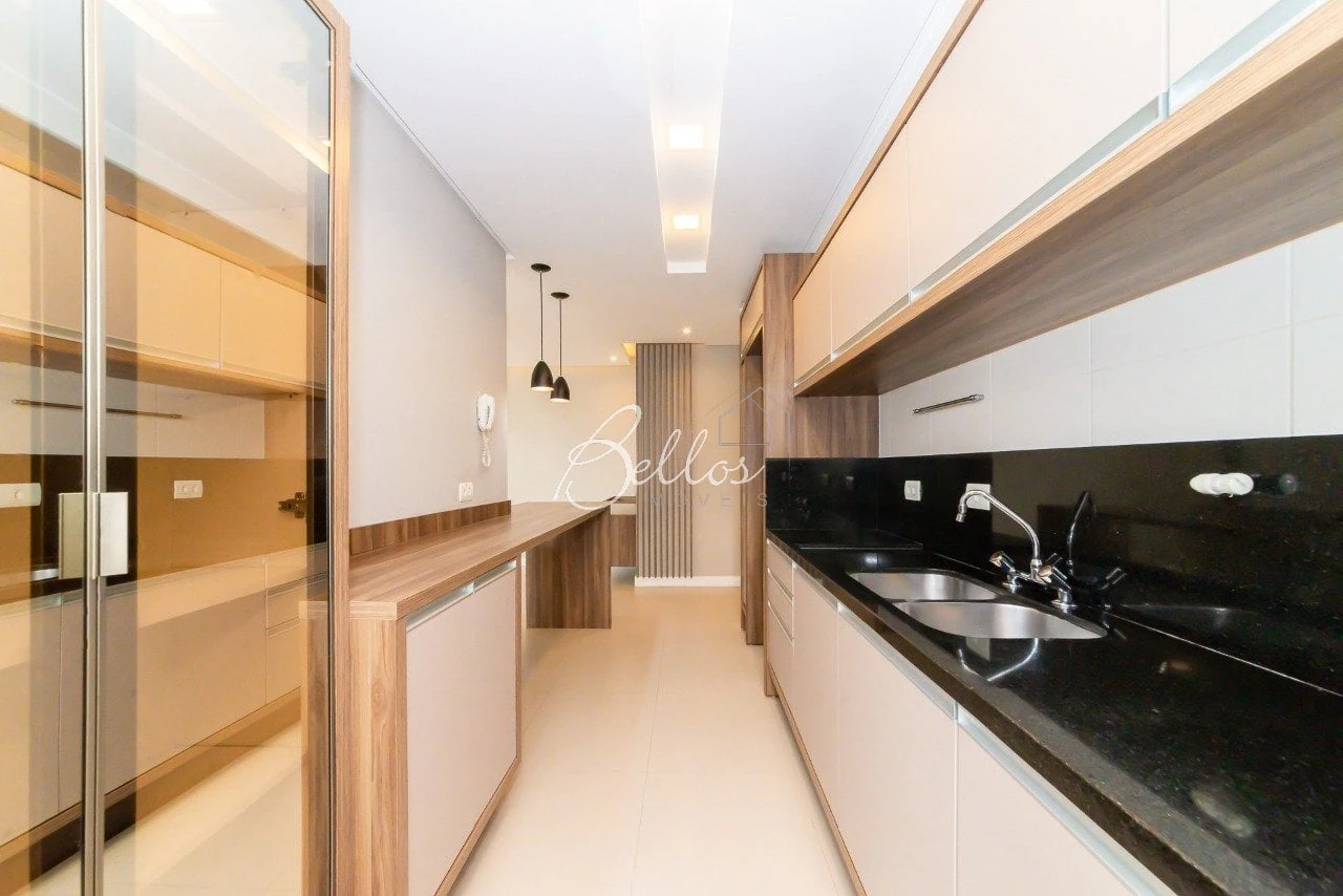 Apartment, 77 m², with a glass-enclosed balcony — photo 20