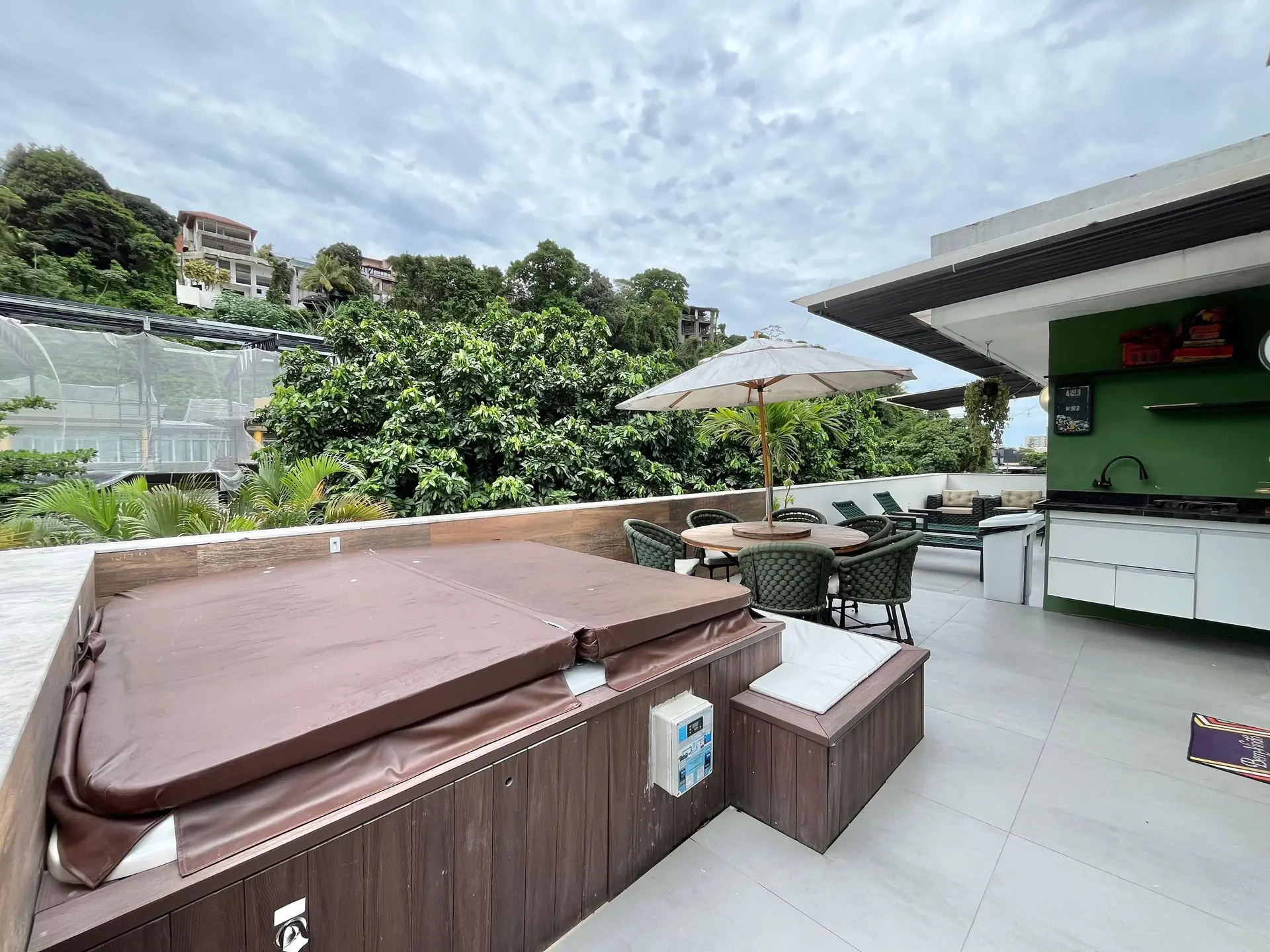 Furnished apartment, 130 m², with a dishwasher — photo 15