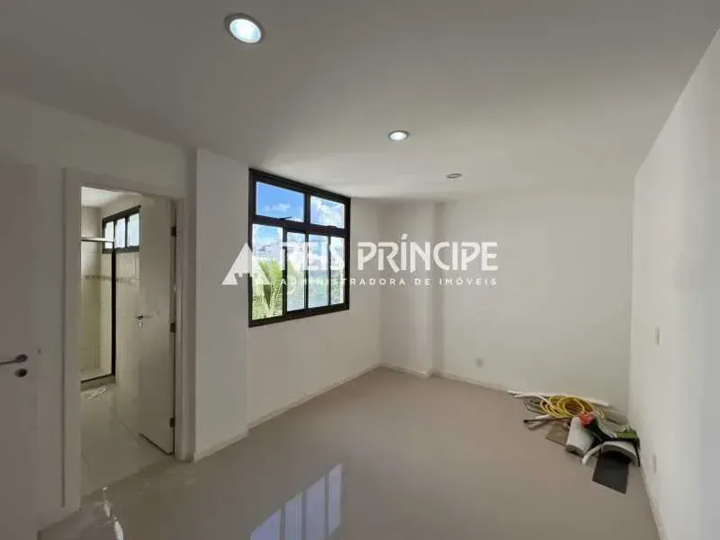 Duplex penthouse with elevator and 3 bedrooms — photo 24