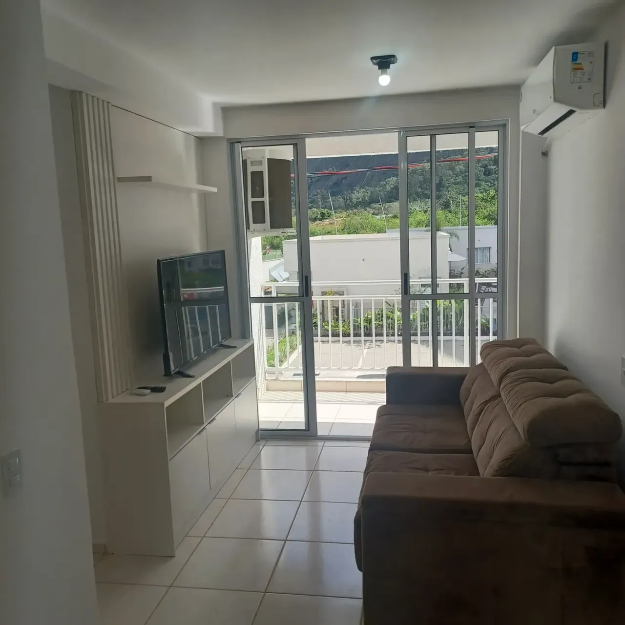 Apartamento sem mobília com 3 quartos e 2 banheiros — photo 4