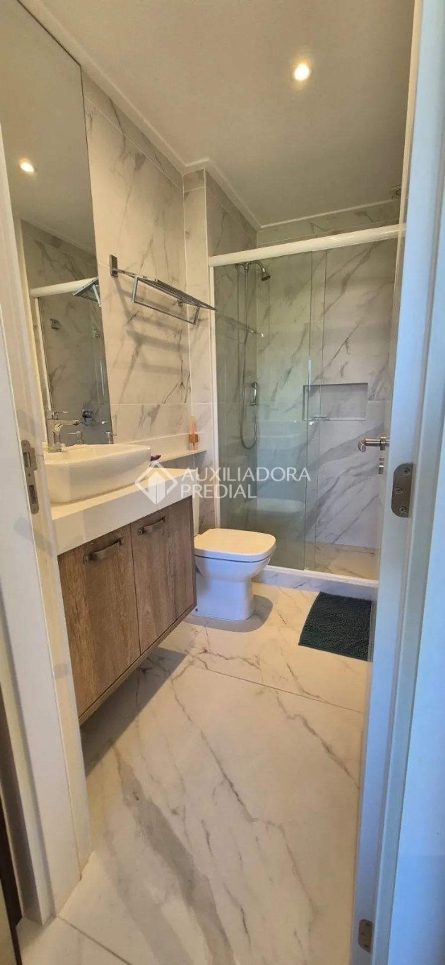 Apartamento amueblado de 1 dormitorio con 62 m² y plaza cubierta — photo 19