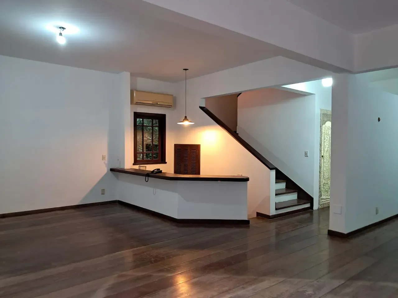 5-bedroom house with a mountain view in Rio de Janeiro — photo 31