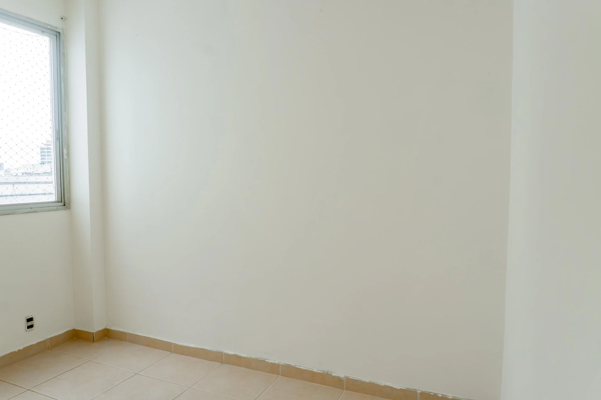Apartamento sem mobília com 2 quartos e varanda — photo 24
