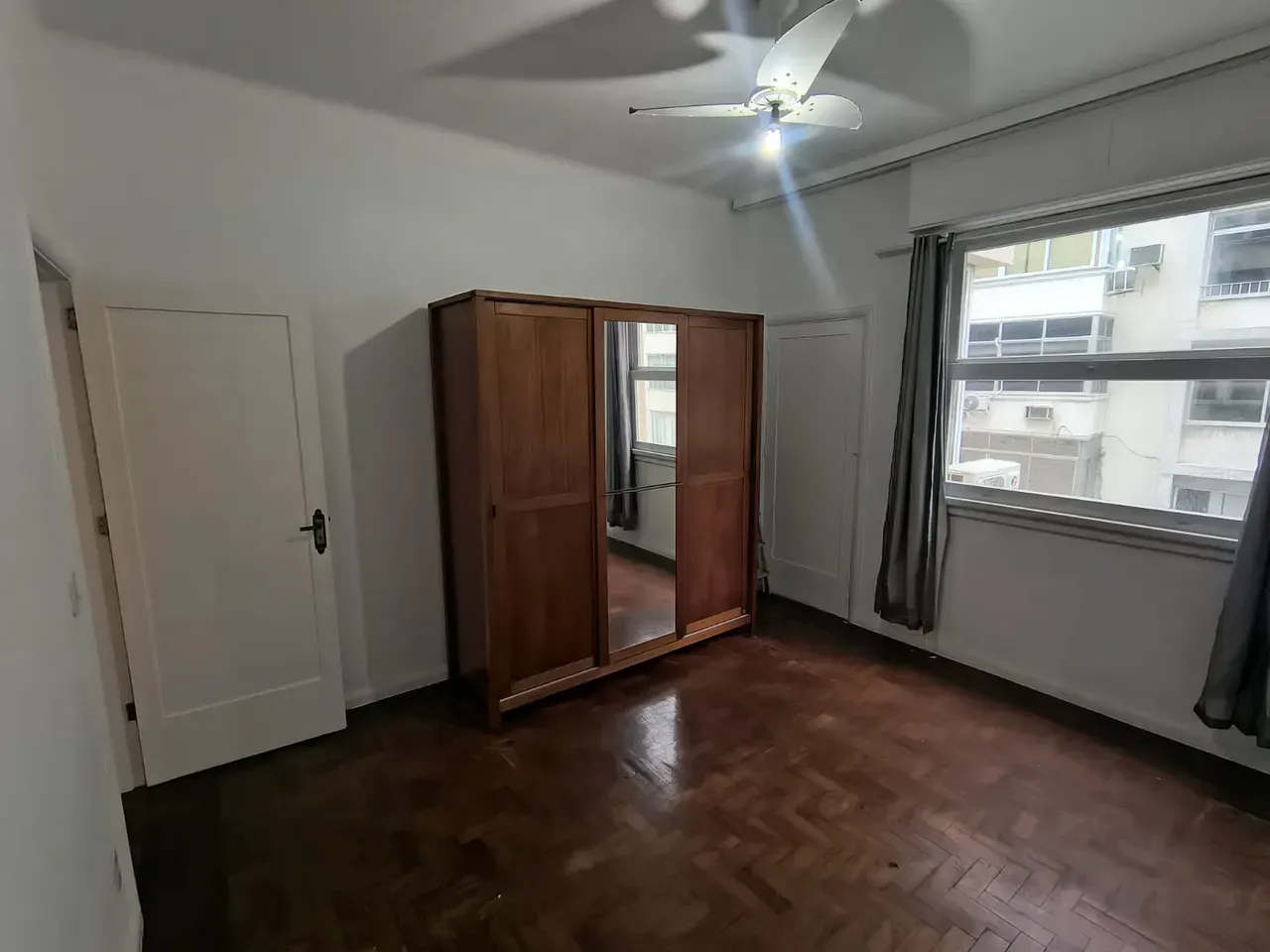 86 m² apartment with 2 bedrooms and city views — photo 18