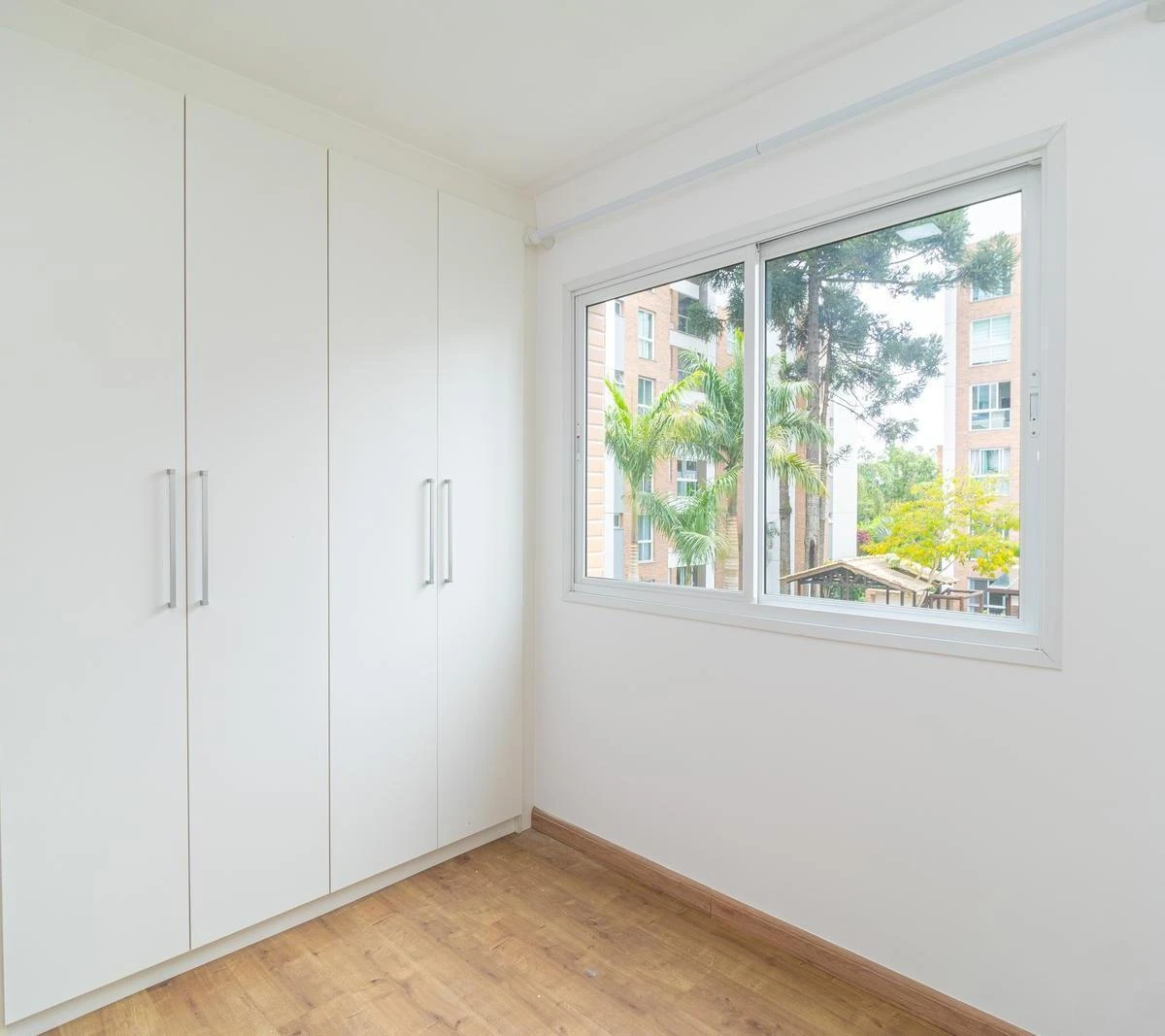 Квартира 71 м² з балконом із грилем та заскленим балконом — photo 37
