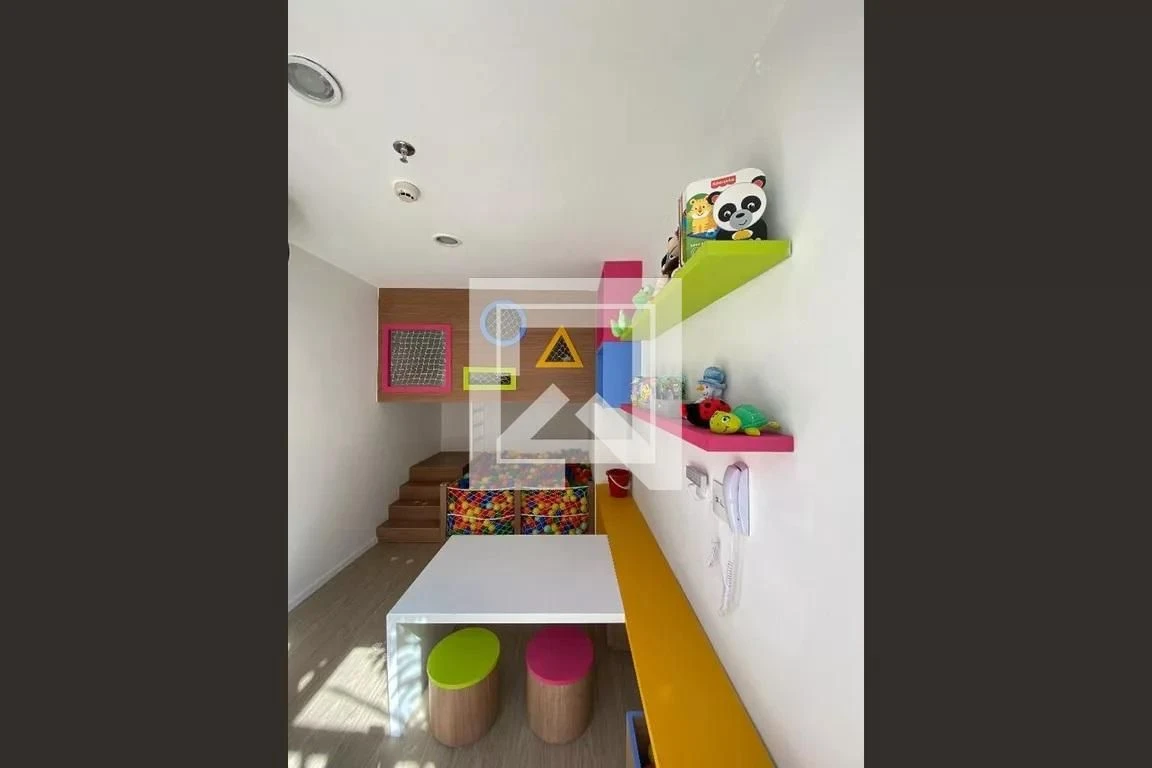 2-bedroom apartment in a building with a gym — photo 35