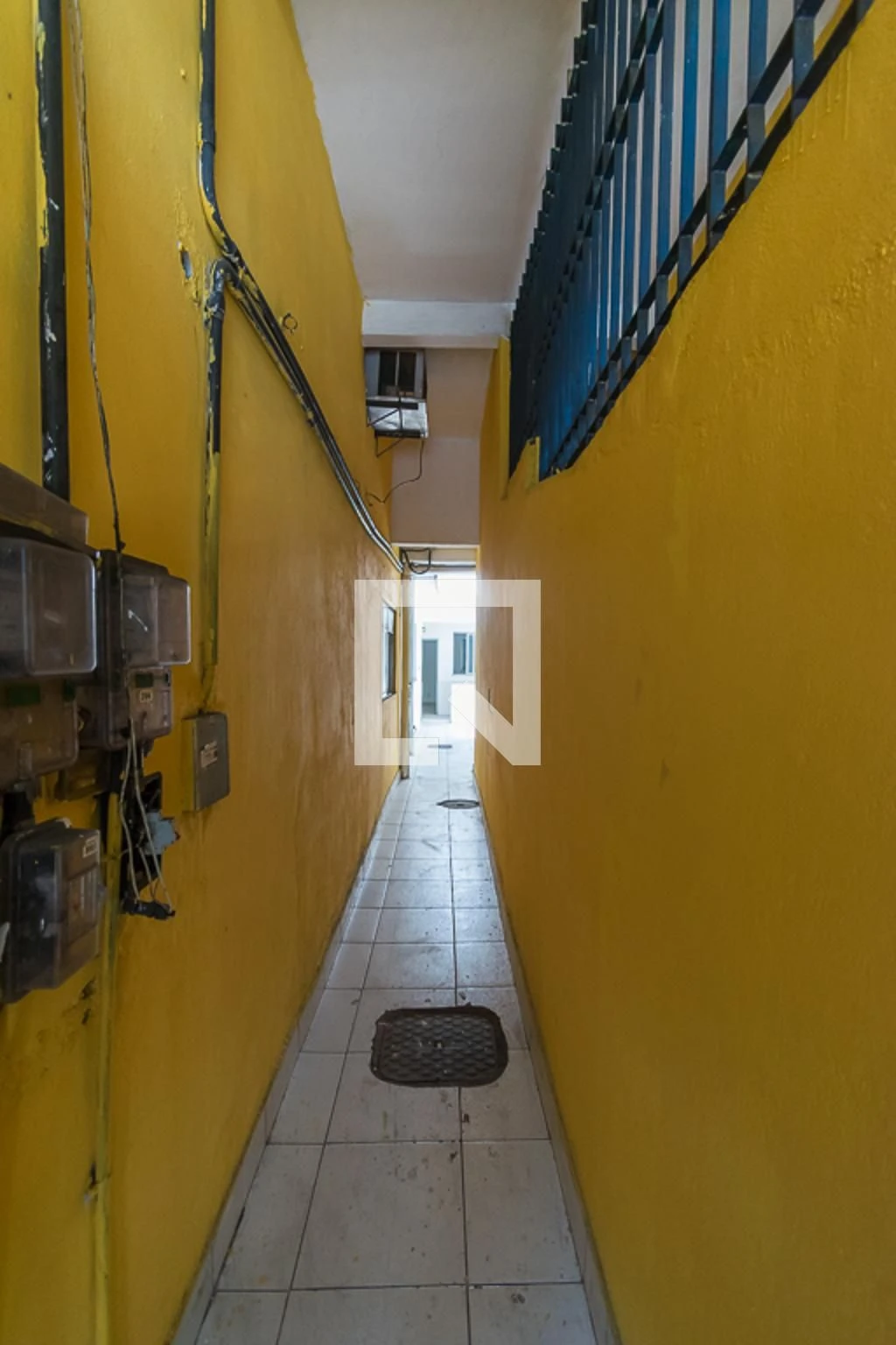House with 2 bedrooms and a balcony — photo 3