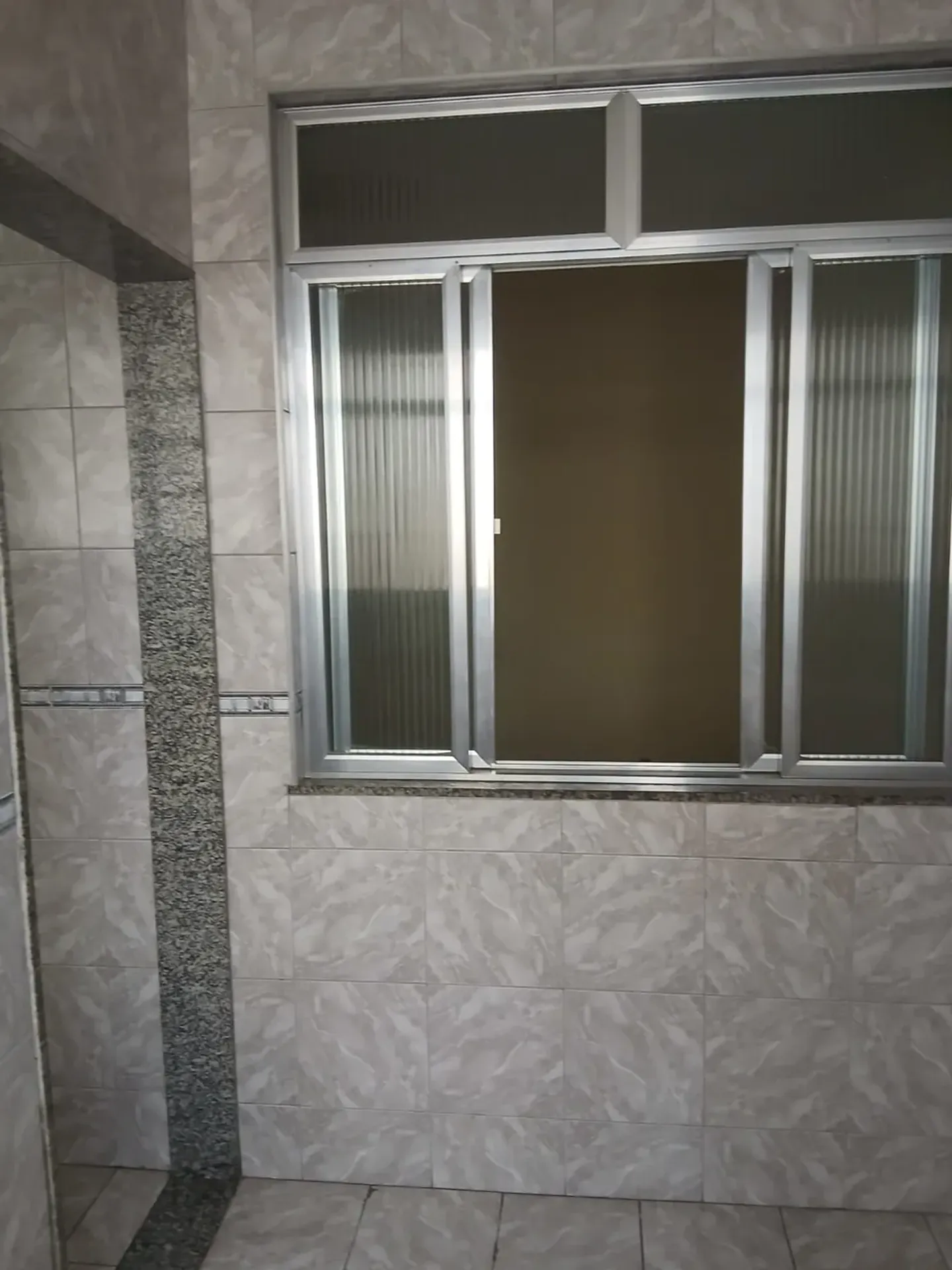 Квартира з 2 спальнями на 2-му поверсі й паркомісцем — photo 15