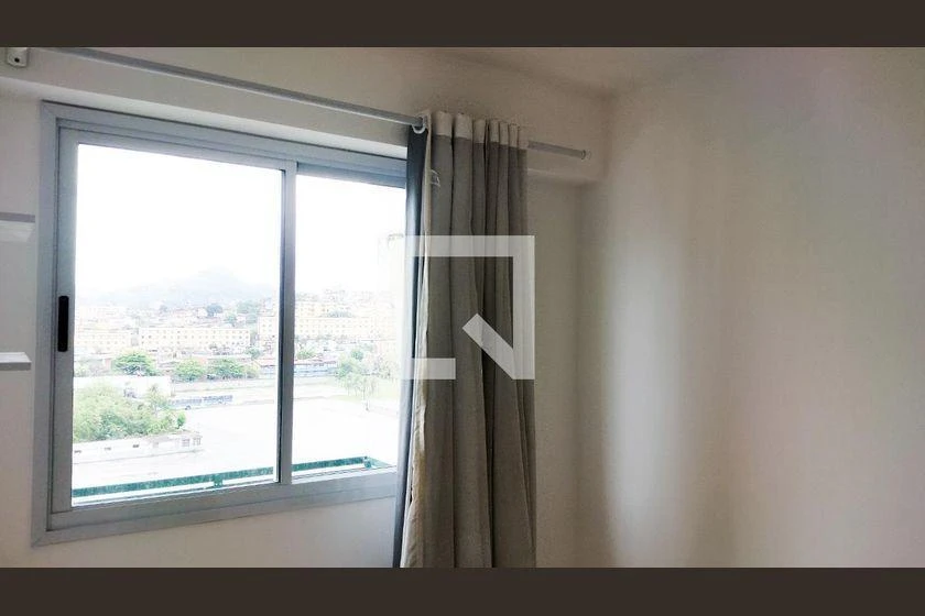 Rental apartment with 2 bedrooms and a balcony — photo 48