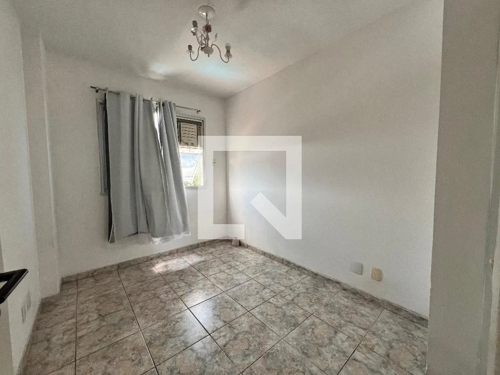 Apartamento de 2 quartos com área de lavanderia — photo 18