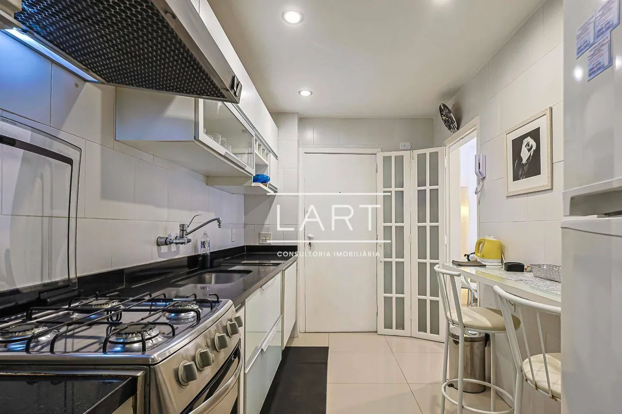Furnished 2-bedroom apartment with 3 bathrooms and 90 m² — photo 15