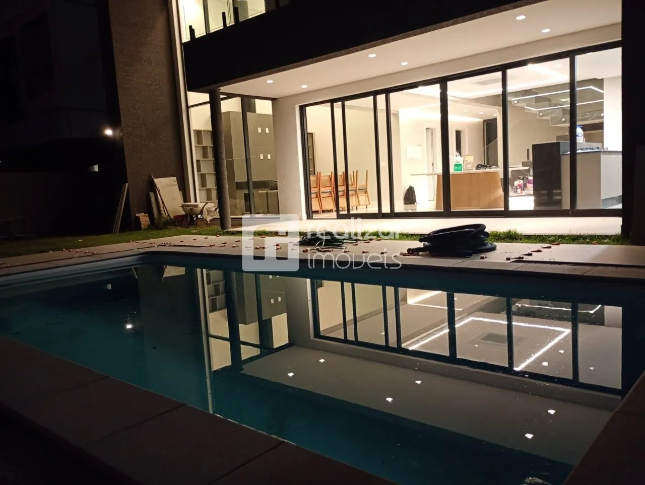 Dishwasher in a 3-bedroom house, 296 m² — photo 16