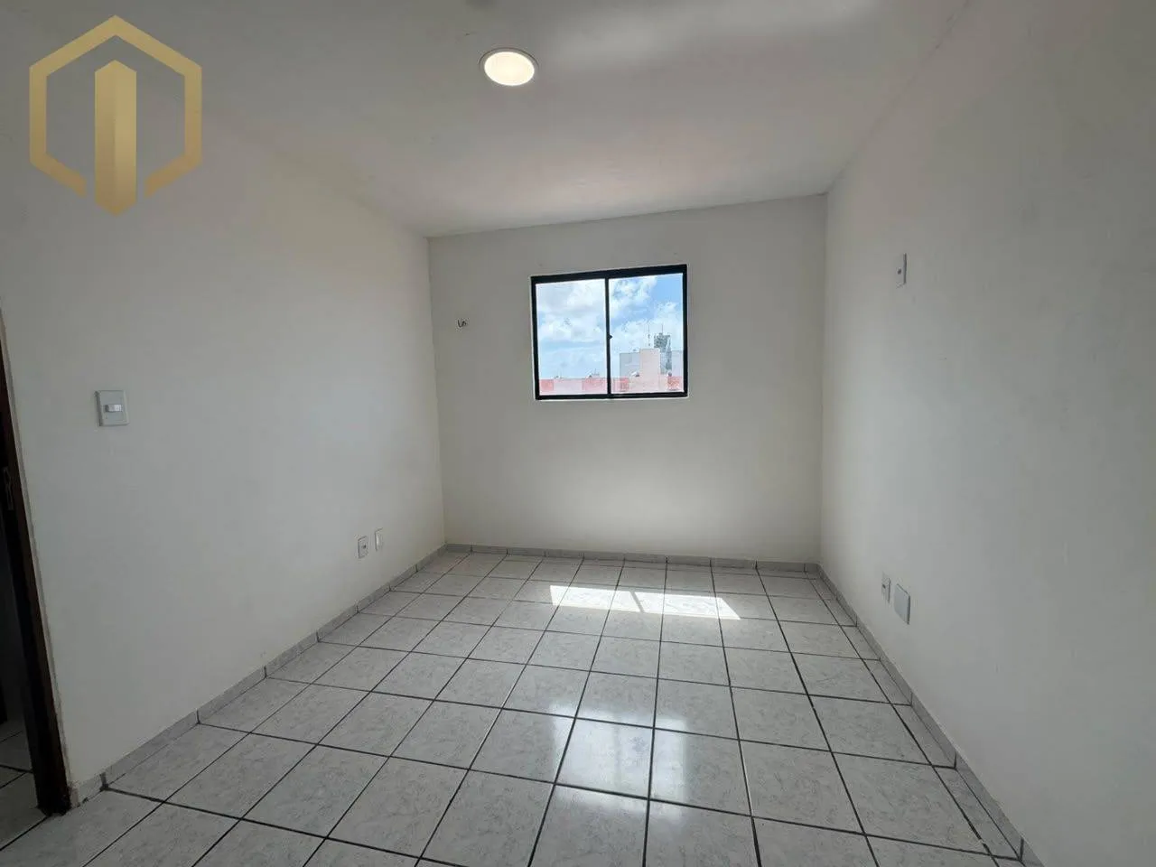 2-bedroom apartment, 1 with its own bathroom, 52 m² — photo 12