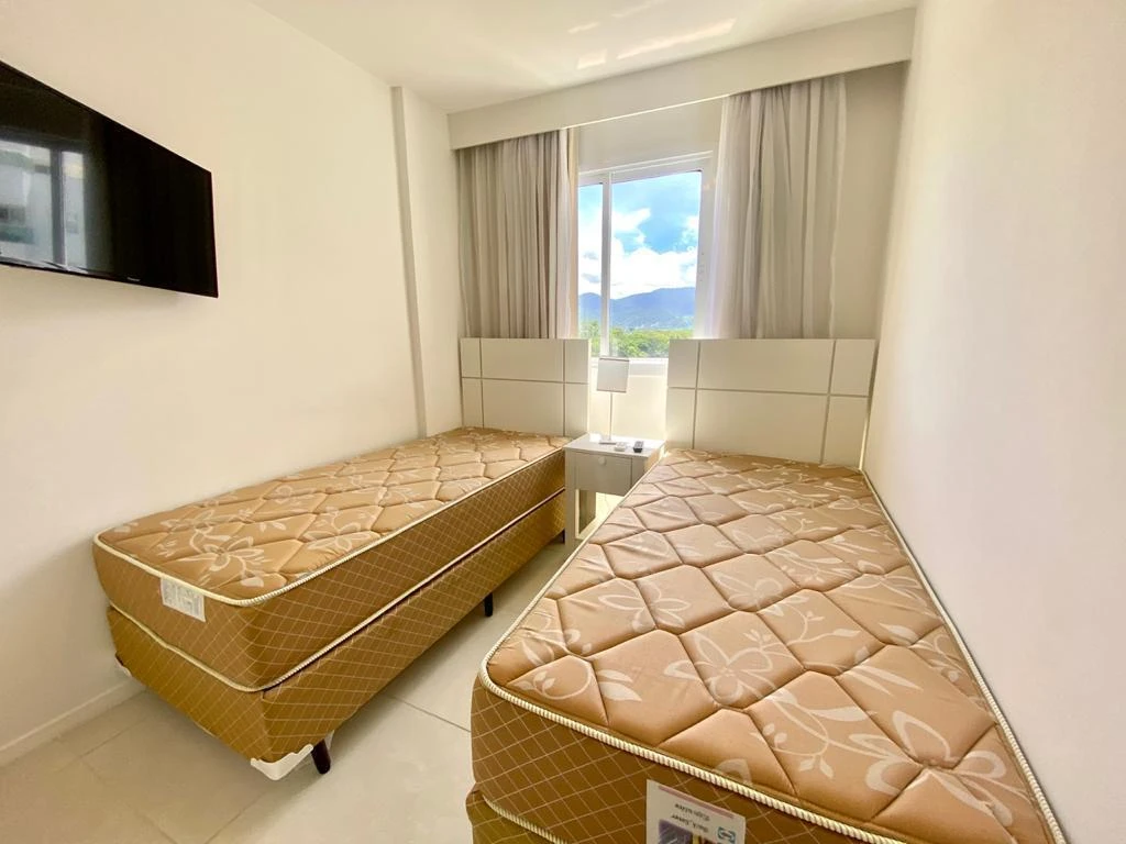 Furnished apartment, 65 m², with a mountain view — photo 10