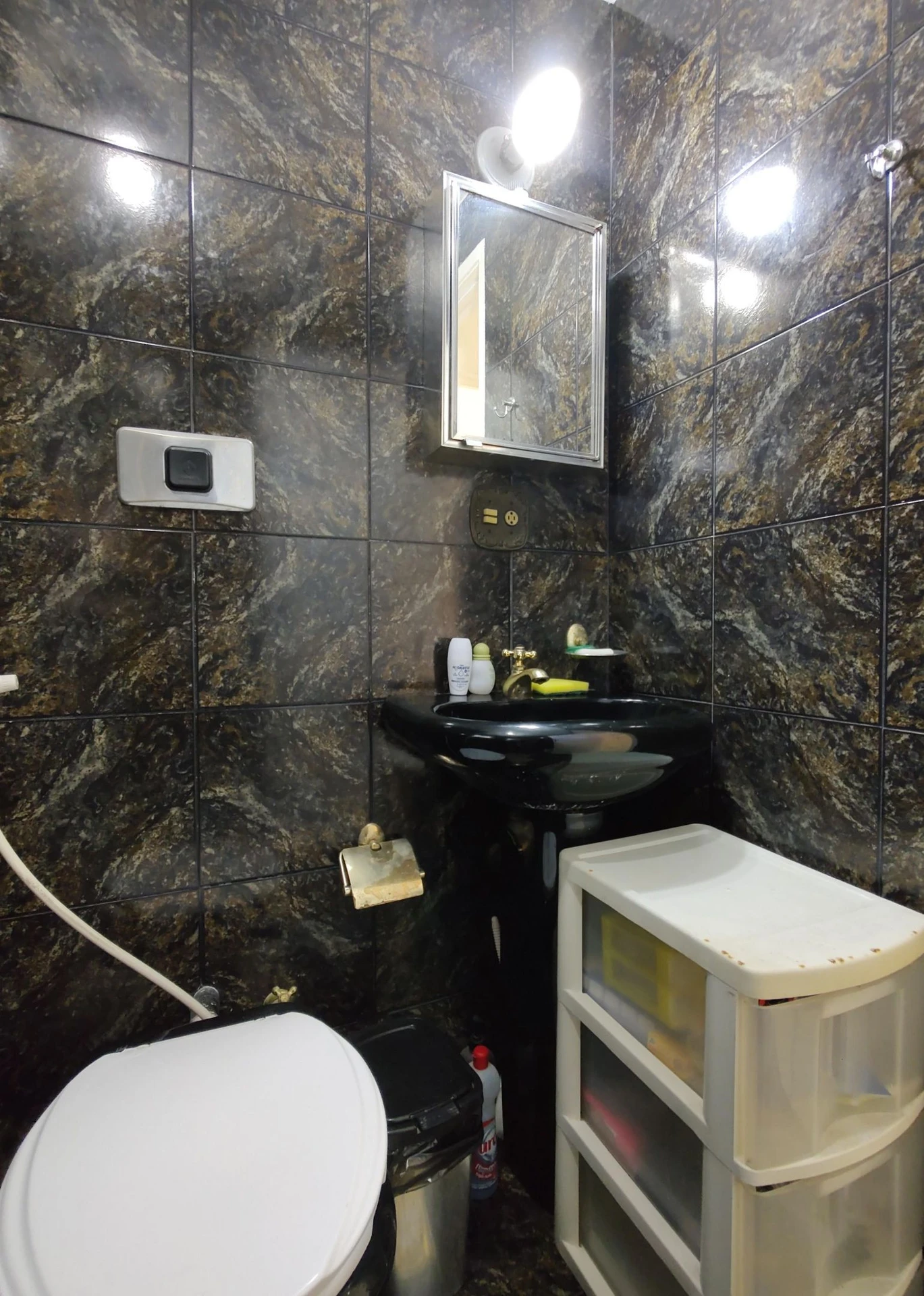 Furnished 1-bedroom apartment with gas open-plan kitchen — photo 34