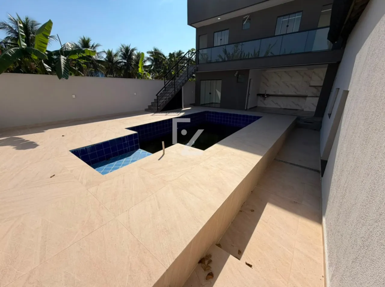 House with 4 bedrooms and 3 bathrooms, 3 parking spots — photo 17