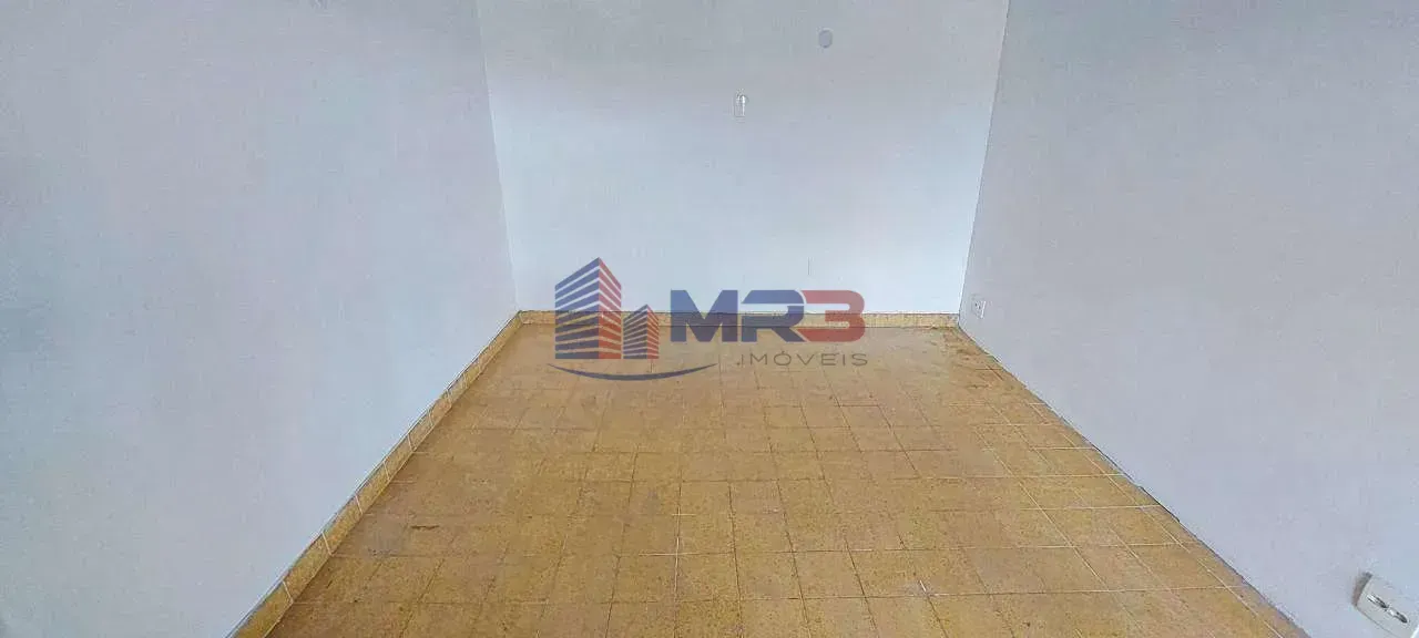 540 m² House with 4 bedrooms and 5 parking spaces — photo 34